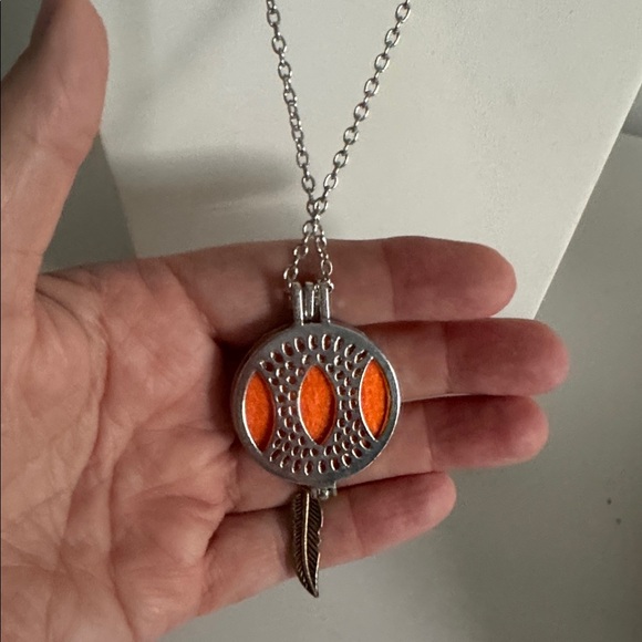 Silver Tone Tree of Life Aromatherapy Pendant Essential Oil Diffuser - Picture 3 of 4